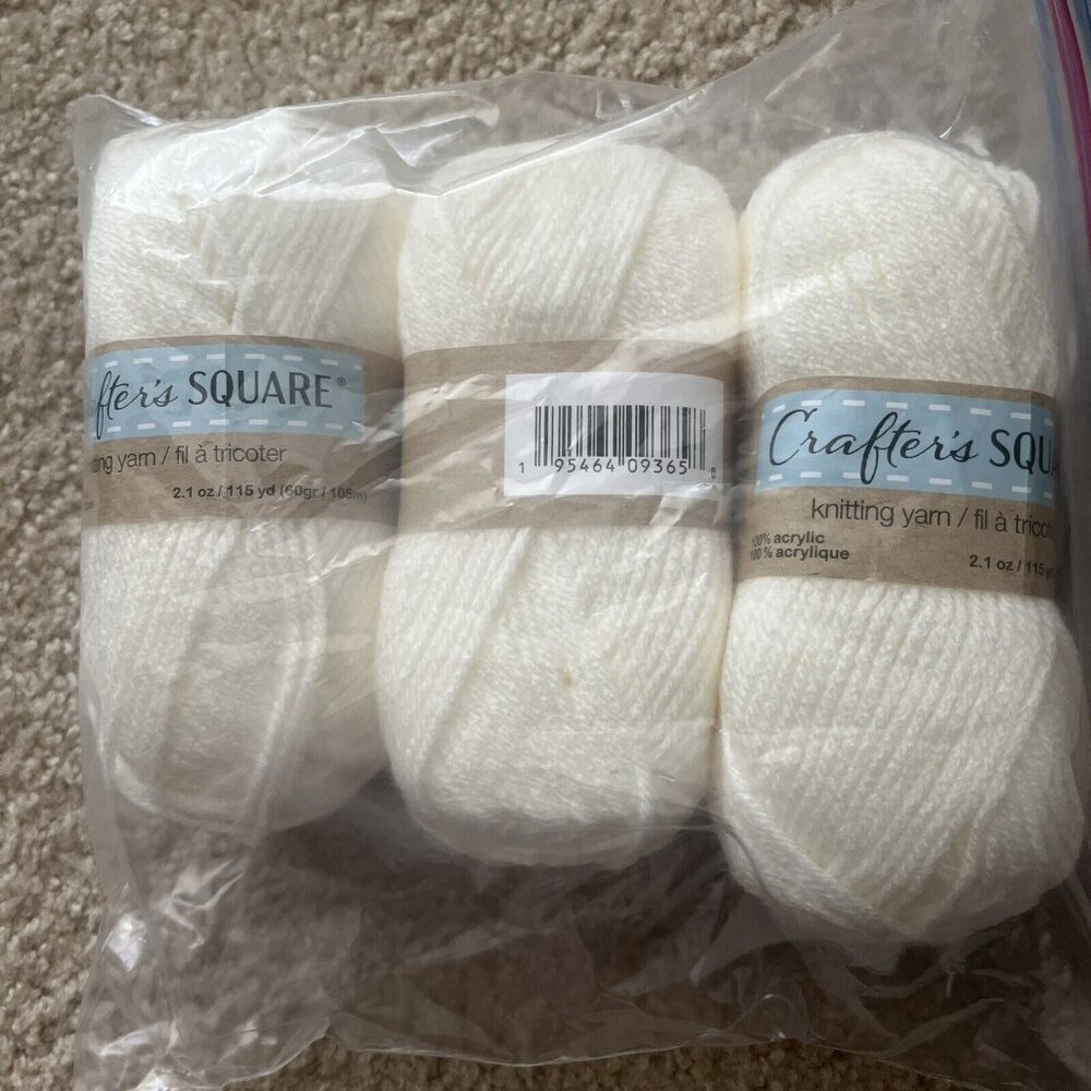 crafters square 100% acryllic knitting yarn 115 yards Ivory Lot Of 3